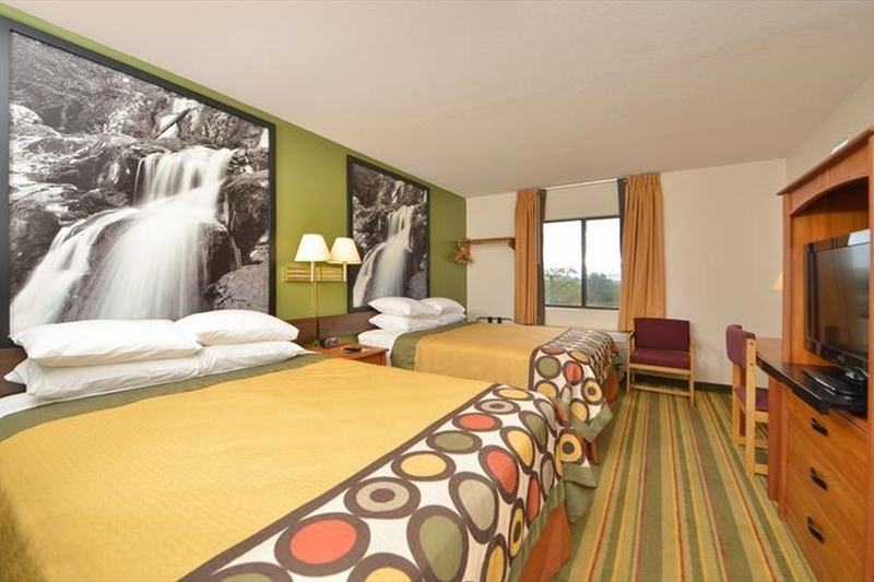 Super 8 By Wyndham Bedford Hotel Ngoại thất bức ảnh